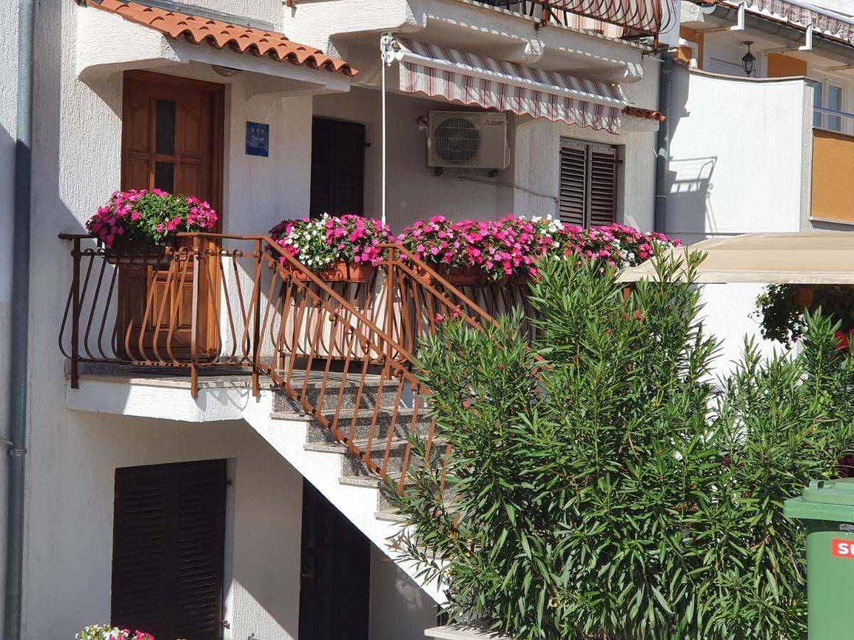 Apartments Antolovic Orsera Esterno foto