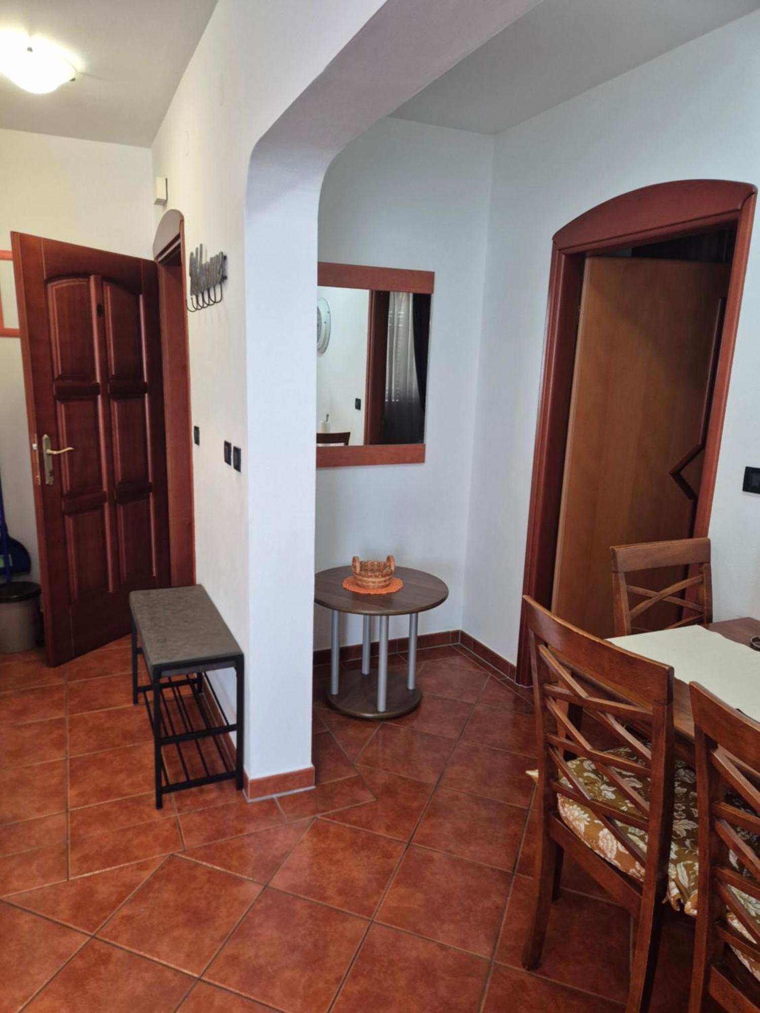 Apartments Antolovic Orsera Esterno foto
